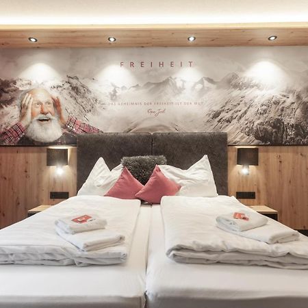 First Mountain Hotel Oetztal Längenfeld Dış mekan fotoğraf