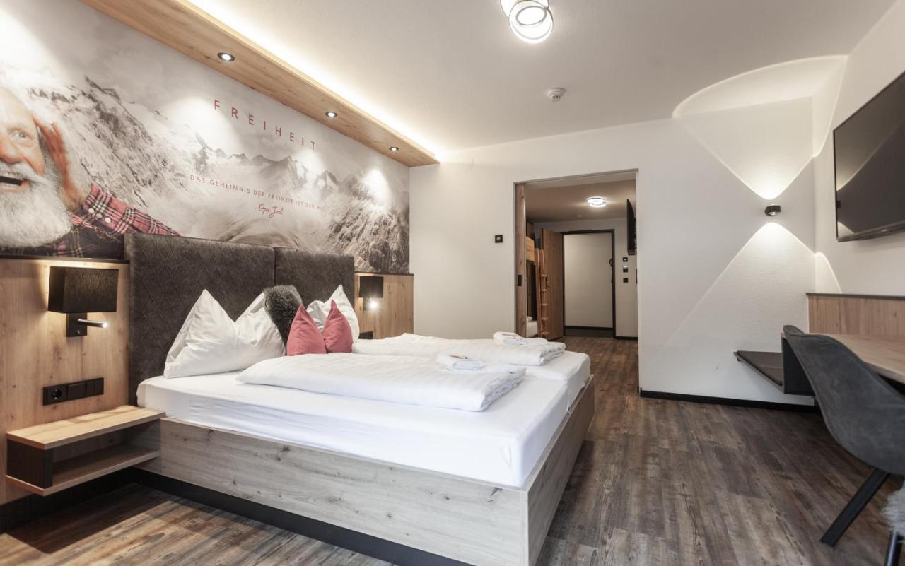 First Mountain Hotel Oetztal Längenfeld Dış mekan fotoğraf