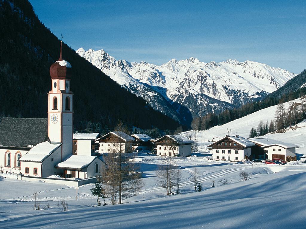 First Mountain Hotel Oetztal Längenfeld Dış mekan fotoğraf