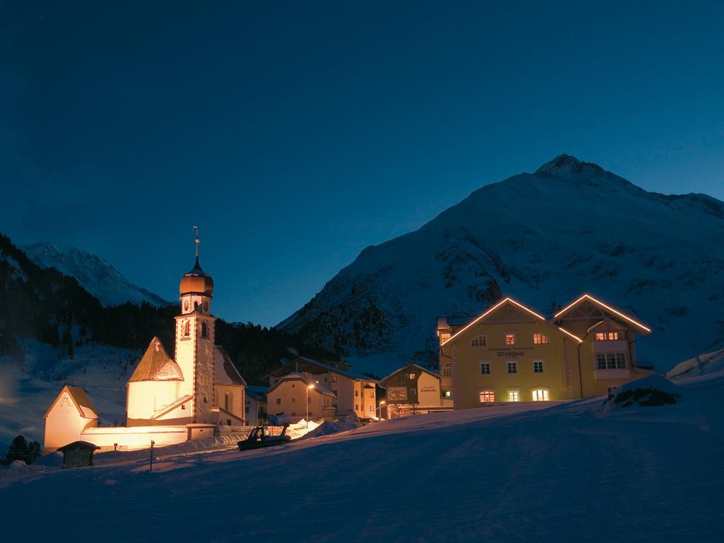 First Mountain Hotel Oetztal Längenfeld Dış mekan fotoğraf